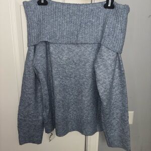 Chic Off-the-Shoulder Blue Sweater